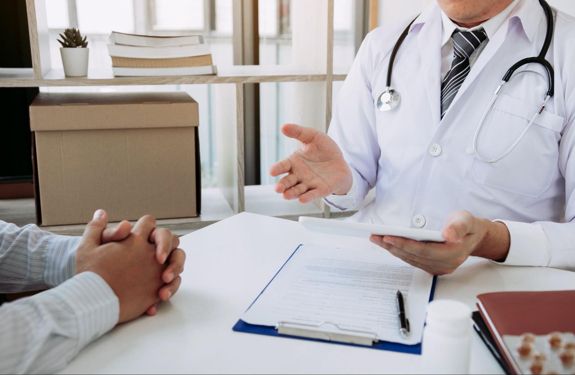 Doctor discussing a personalized healthcare plan with a patient.